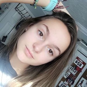 Meet your Posher, Brianna